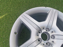 Laden Sie das Bild in den Galerie-Viewer, 1x Alufelge 19 Zoll 9.5" 5x112 46ET Glanz Silber A1644011902 Mercedes-Benz Amg FEL4796166329qe