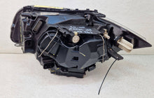Laden Sie das Bild in den Galerie-Viewer, Frontscheinwerfer BMW 1 E81 E87 7180832 8904934 Xenon Rechts Headlight SCH6545733627jf
