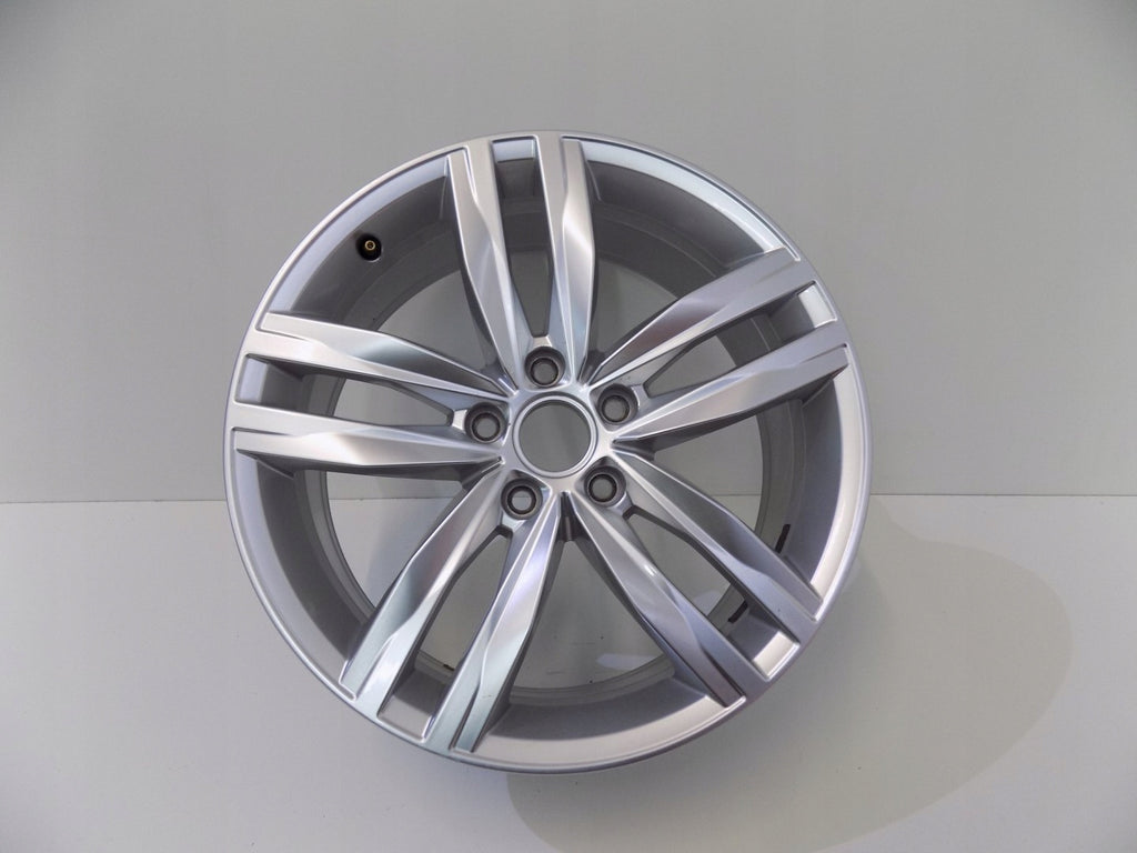 1x Alufelge 18 Zoll 7.5" 5x112 51ET 5GM601025A VW Golf Rim Wheel FEL3171945911bv