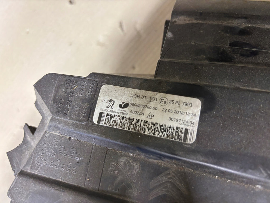 Frontscheinwerfer Peugeot Expert 9808235780 Xenon Rechts Scheinwerfer Headlight SCH7780435076qo