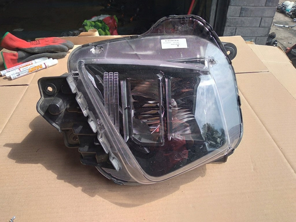 Frontscheinwerfer Hyundai Tucson 92101N7100 92102N7100 Rechts oder Links