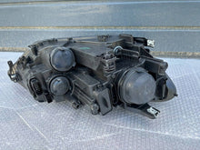 Laden Sie das Bild in den Galerie-Viewer, Frontscheinwerfer VW Touran 5TB941005C Links Scheinwerfer Headlight