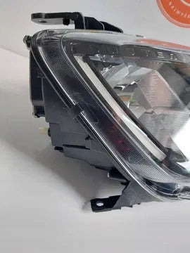 Frontscheinwerfer Dacia Duster 260101133R 260609367R Rechts Headlight