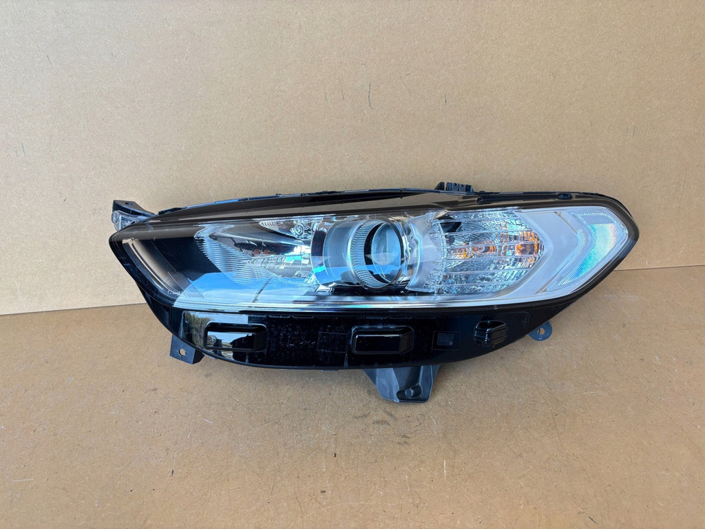 Frontscheinwerfer Ford Mondeo DS73-13W030-EA FALSE Scheinwerfer Headlight SCH1864588501wc