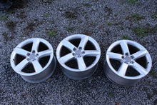 Load image into Gallery viewer, 1x Alufelge 19 Zoll 9.0&quot; 5x112 4H0601025L Audi A6 A8 Rim Wheel