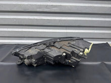 Load image into Gallery viewer, Frontscheinwerfer Audi A4 B9 8W0941034 LED Rechts Scheinwerfer Headlight