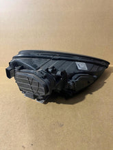 Laden Sie das Bild in den Galerie-Viewer, Frontscheinwerfer Porsche Cayenne 7P5941031BB Links Scheinwerfer Headlight SCH1380661319bq
