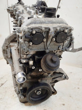 Load image into Gallery viewer, Motor Mercedes-Benz W205 274920 2.0 CGI 107TKm 2016 Benzin Engine Unkomplett