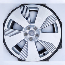 Load image into Gallery viewer, 1x Alufelge 19 Zoll 8.0&quot; 5x112 34ET Glanz Grau 4KE601025L Audi Rim Wheel