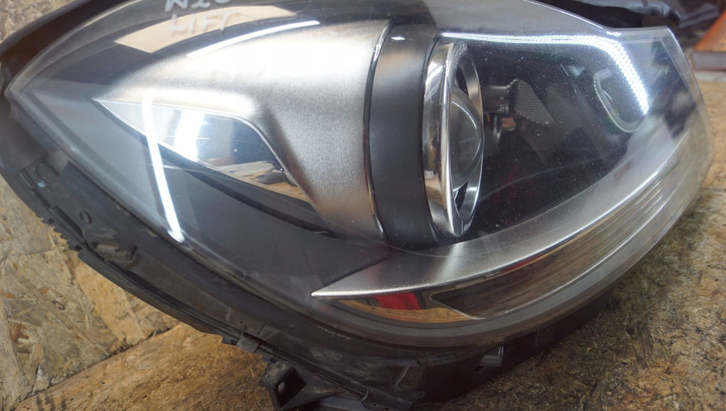 Frontscheinwerfer Mercedes-Benz W204 A2048204639 LED Rechts Headlight