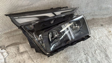 Laden Sie das Bild in den Galerie-Viewer, Frontscheinwerfer Hyundai Santa Fe 92102-S16XX Full LED Rechts Headlight SCH3020249141mn