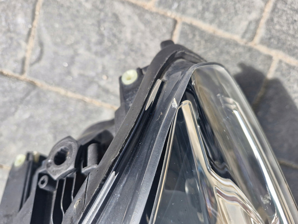 Frontscheinwerfer VW Up 1S194101577 Links Scheinwerfer Headlight