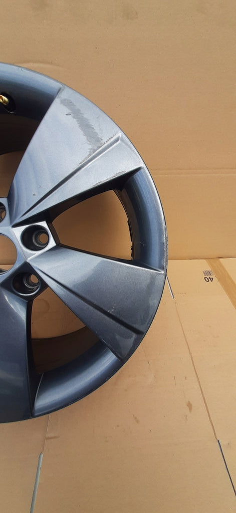 1x Alufelge 17 Zoll 7.0" 5x112 40ET 3V0601025AJ Skoda Superb Iii Rim Wheel