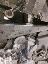 Load image into Gallery viewer, Motor Mercedes-Benz W203 105kW 2006 Benzin Engine Unkomplett