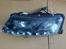 Laden Sie das Bild in den Galerie-Viewer, Frontscheinwerfer Audi A6 C6 SK3402-ADA699 Links Scheinwerfer Headlight