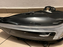 Load image into Gallery viewer, Frontscheinwerfer Volvo Xc60 II 32337374 Full LED Links Scheinwerfer Headlight SCH8543529847kz