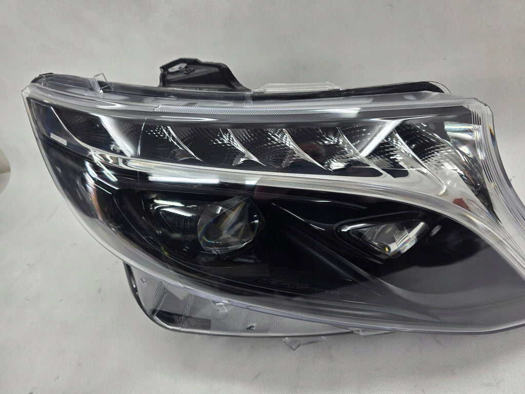 Frontscheinwerfer Mercedes-Benz Vito W447 A4479063301 Rechts Headlight SCH6080974572hc