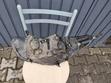 Load image into Gallery viewer, Frontscheinwerfer Hyundai I20 Rechts Scheinwerfer Headlight SCH6398486645mk