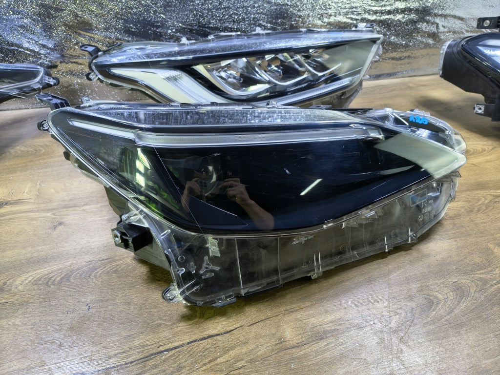 Frontscheinwerfer Toyota Yaris Cross OD-310 Rechts Scheinwerfer Headlight SCH7626484381rn