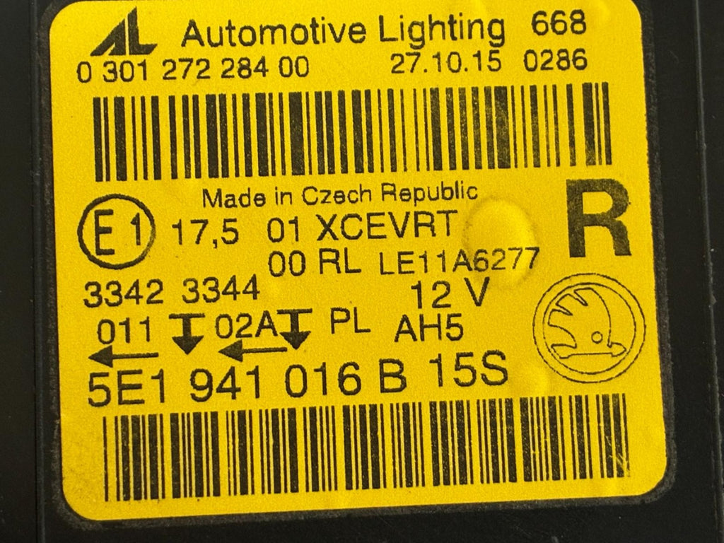 Frontscheinwerfer Skoda Octavia III 5E1941016B Xenon Rechts Headlight SCH7832510410cq