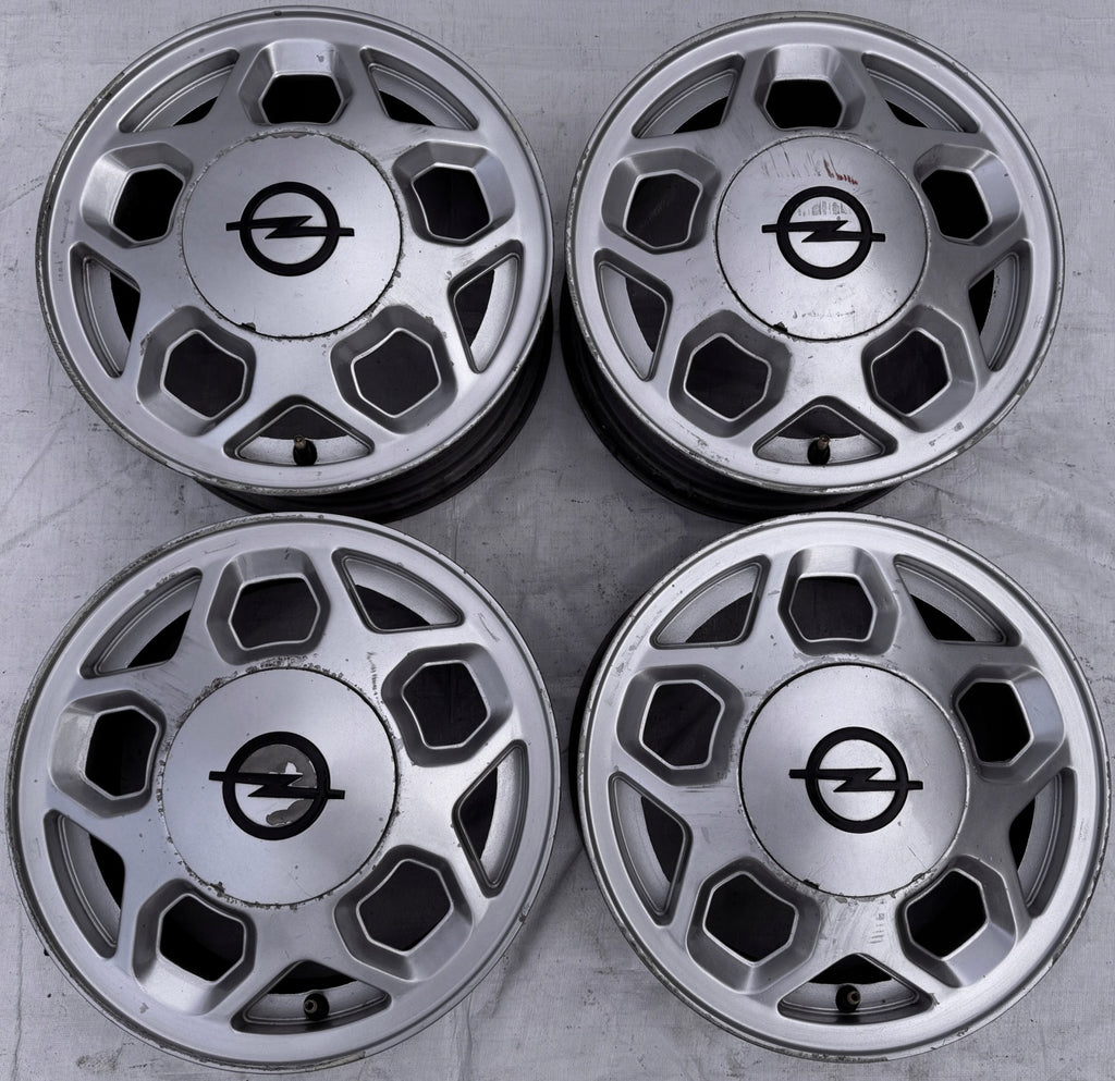 4x Alufelge 13 Zoll 5.5" 4x100 49ET Silber Opel Rim Wheel FEL3927171997ch