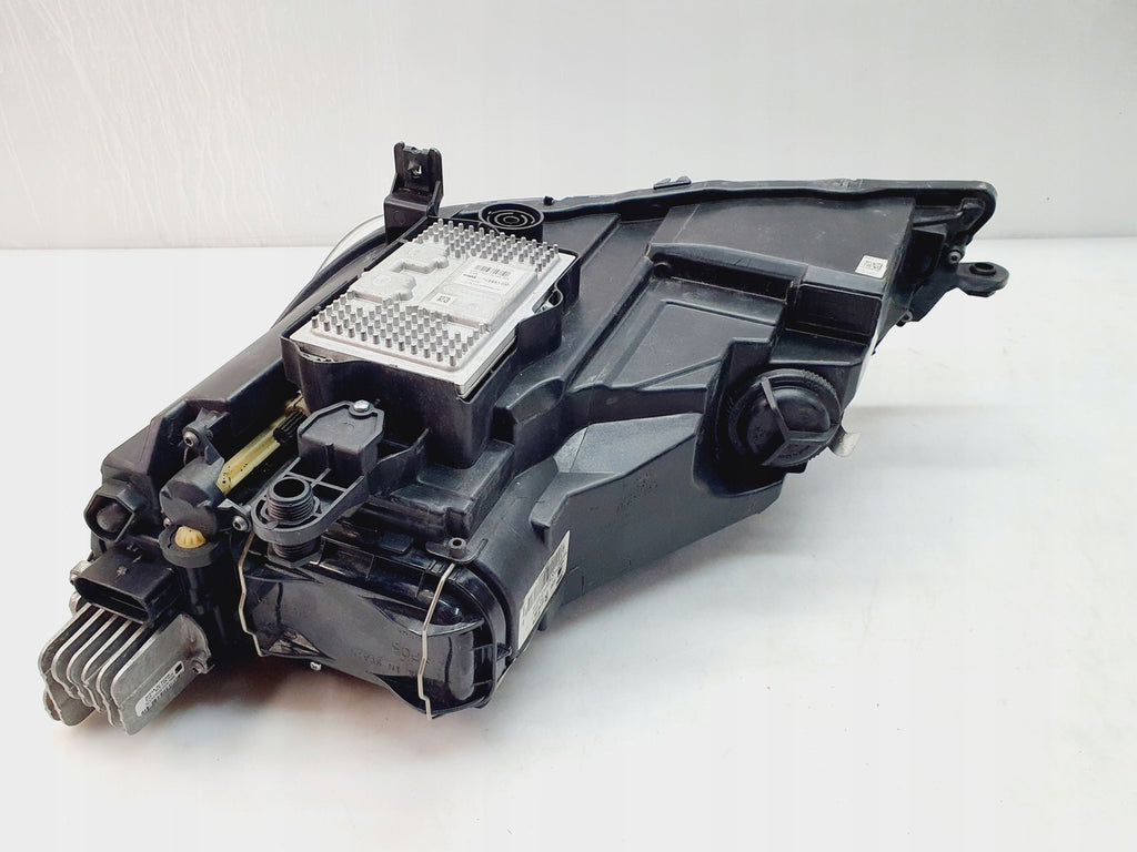 Frontscheinwerfer Seat Leon 5F1941007B LED Ein Stück (Rechts oder Links)