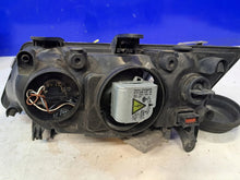 Laden Sie das Bild in den Galerie-Viewer, Frontscheinwerfer Saab 9-3 12797389 Vorderseite Scheinwerfer Headlight