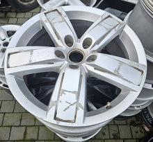 Load image into Gallery viewer, 1x Alufelge 18 Zoll 7.5" 5x120 45ET Glanz Grau 2H6601025 VW Amarok Rim Wheel FEL9565209706ho