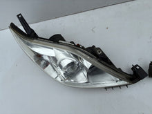 Laden Sie das Bild in den Galerie-Viewer, Frontscheinwerfer Mazda 5 I Xenon Ein Satz Scheinwerfer Headlight SCH5708621963gz