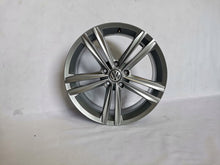 Load image into Gallery viewer, 1x Alufelge 18 Zoll 7.5" 5x112 51ET 5G0601025DC VW Golf Vii Rim Wheel FEL2024631229fm