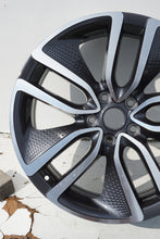 Laden Sie das Bild in den Galerie-Viewer, 1x Alufelge 19 Zoll 8.0&quot; 5x114.3 49ET 403002711R-A Renault Rim Wheel