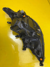 Load image into Gallery viewer, Frontscheinwerfer Toyota Auris 89909424 LED Rechts Scheinwerfer Headlight