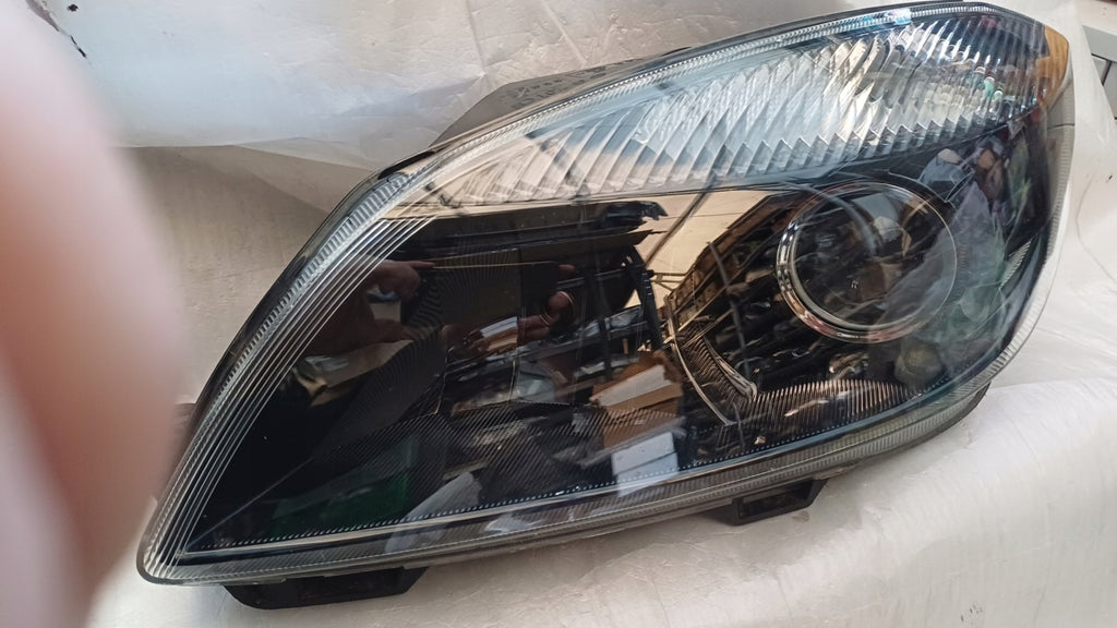 Frontscheinwerfer Skoda Fabia I 5J1941018F Rechts Scheinwerfer Headlight SCH1016195278wd