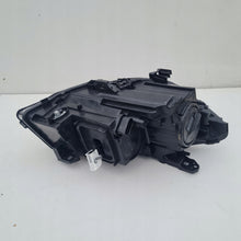Laden Sie das Bild in den Galerie-Viewer, Frontscheinwerfer Mercedes-Benz Cla A1179065100 Links Scheinwerfer Headlight SCH9865059821rm