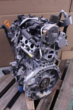 Laden Sie das Bild in den Galerie-Viewer, Motor Kia Xceed G4LK 1.5 TGDI 160PS 118kW 2023 Hybrid Engine Unkomplett