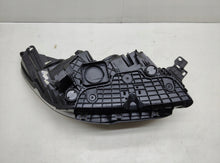 Laden Sie das Bild in den Galerie-Viewer, Frontscheinwerfer Ford Kuga II GV4113W030CJ Links Scheinwerfer Headlight SCH2303549092gl