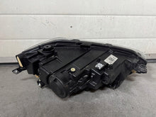 Laden Sie das Bild in den Galerie-Viewer, Frontscheinwerfer VW Polo 2G1941005C LED Links Scheinwerfer Headlight SCH2947873154vt