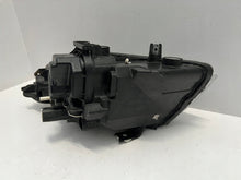 Laden Sie das Bild in den Galerie-Viewer, Frontscheinwerfer BMW 3 E91 E90 7202574 Rechts Scheinwerfer Headlight