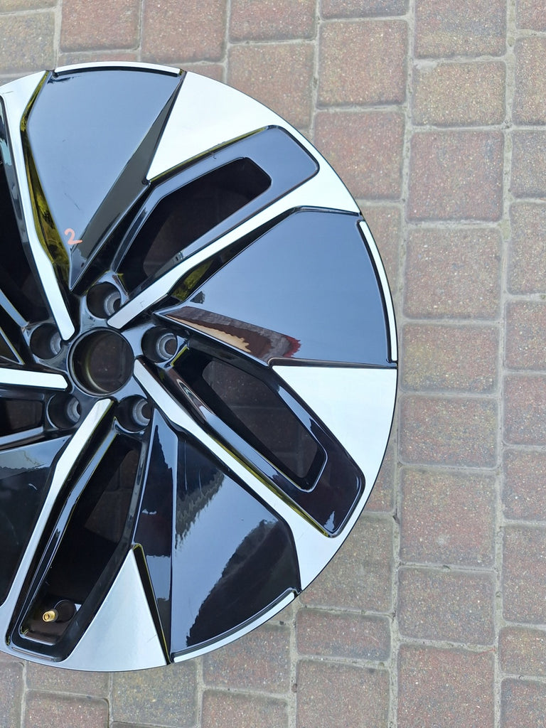 1x Alufelge 19 Zoll 8.0" 5x112 45ET Glanz Schwarz 11A601025 VW Id.4 Rim Wheel FEL2530055828wm