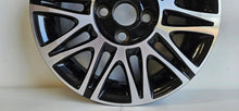 Laden Sie das Bild in den Galerie-Viewer, 1x Alufelge 15 Zoll 4x100 35ET PW457-0H011 Toyota Rim Wheel