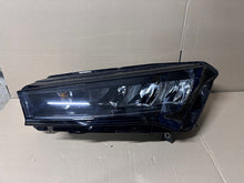 Laden Sie das Bild in den Galerie-Viewer, Frontscheinwerfer Skoda Enyaq 5LB941015 LED Links Scheinwerfer Headlight
