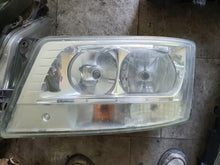 Laden Sie das Bild in den Galerie-Viewer, Frontscheinwerfer Man 6400300009 Rechts Scheinwerfer Headlight SCH8977178735cf