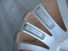 Laden Sie das Bild in den Galerie-Viewer, 4x Alufelge 18 Zoll 7.0" 5x112 43ET Glanz Silber 565601025E Skoda I Rim Wheel FEL8231487583in