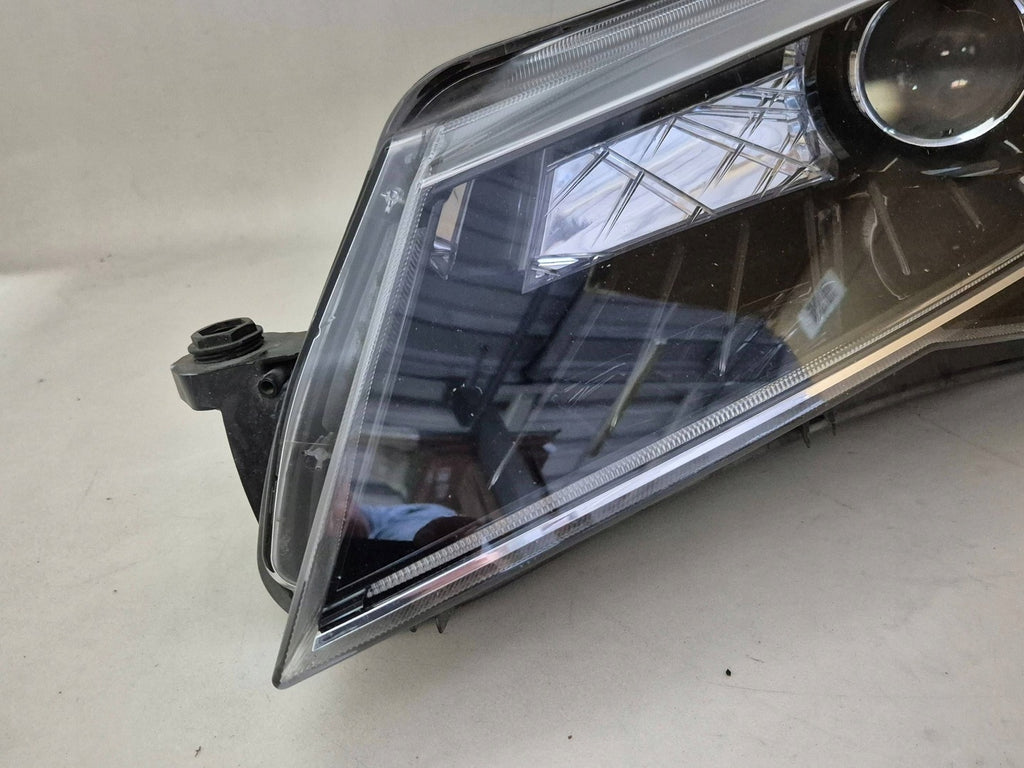 Frontscheinwerfer Skoda Superb III 3V1941015B 1ZS01193925 LED Links Headlight