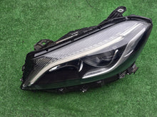 Laden Sie das Bild in den Galerie-Viewer, Frontscheinwerfer Mercedes-Benz W176 A1769068900 LED Links Headlight SCH4833229470uu