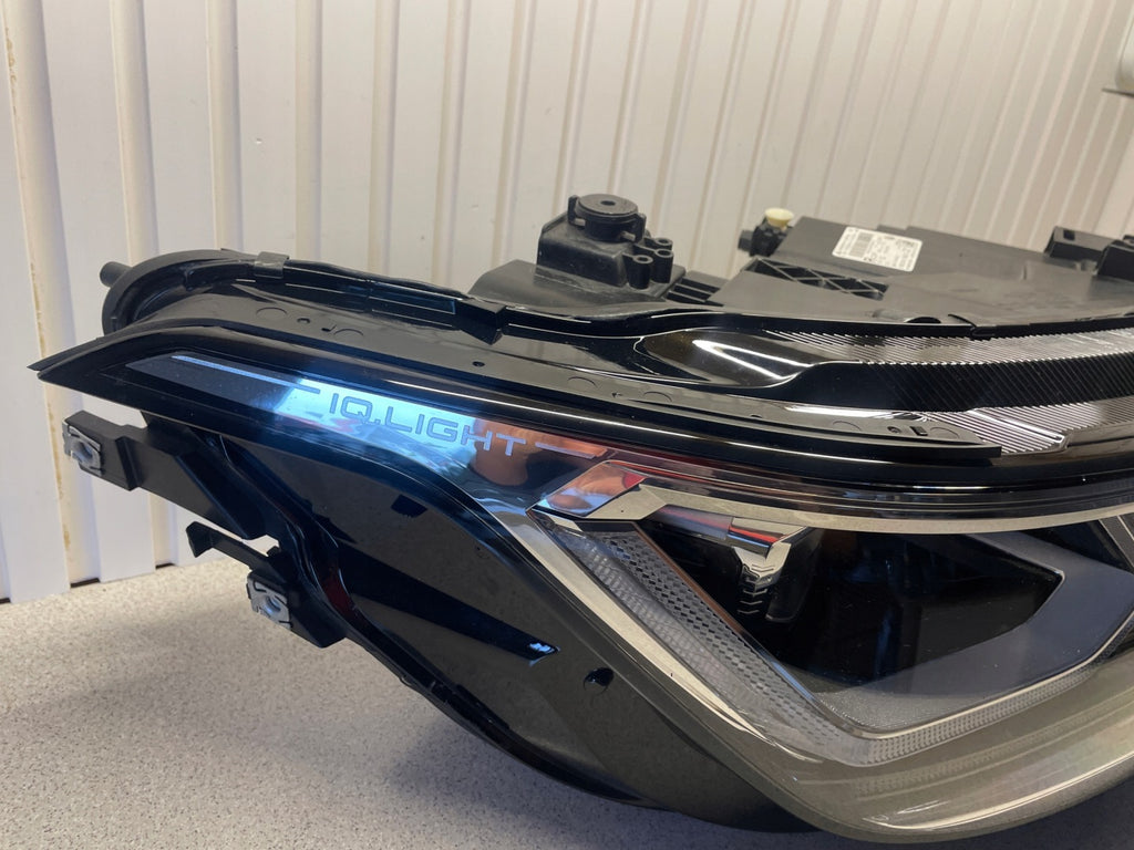 Frontscheinwerfer VW Tiguan 5NB941082C LED Ein Stück (Rechts oder Links) SCH6523090326zf