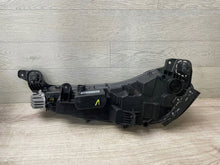 Laden Sie das Bild in den Galerie-Viewer, Frontscheinwerfer Lynk &amp; Co 01 8893628734 Links Scheinwerfer Headlight SCH7698623285jz