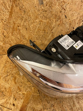 Laden Sie das Bild in den Galerie-Viewer, Frontscheinwerfer BMW 4 F32 7377854 Xenon Rechts Scheinwerfer Headlight SCH9679025256vv