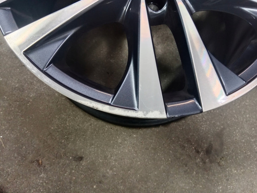 1x Alufelge 18 Zoll 7.5" 5x114.3 39ET 403006881R Mg Talisman Rim Wheel FEL1730849477je