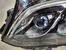 Laden Sie das Bild in den Galerie-Viewer, Frontscheinwerfer Mercedes-Benz Gls X166 A1669064503 Full LED Rechts oder Links